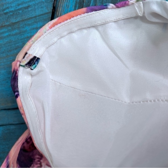 Showpo Strapless Floral Mini Dress Size Small - Picture 6 of 13